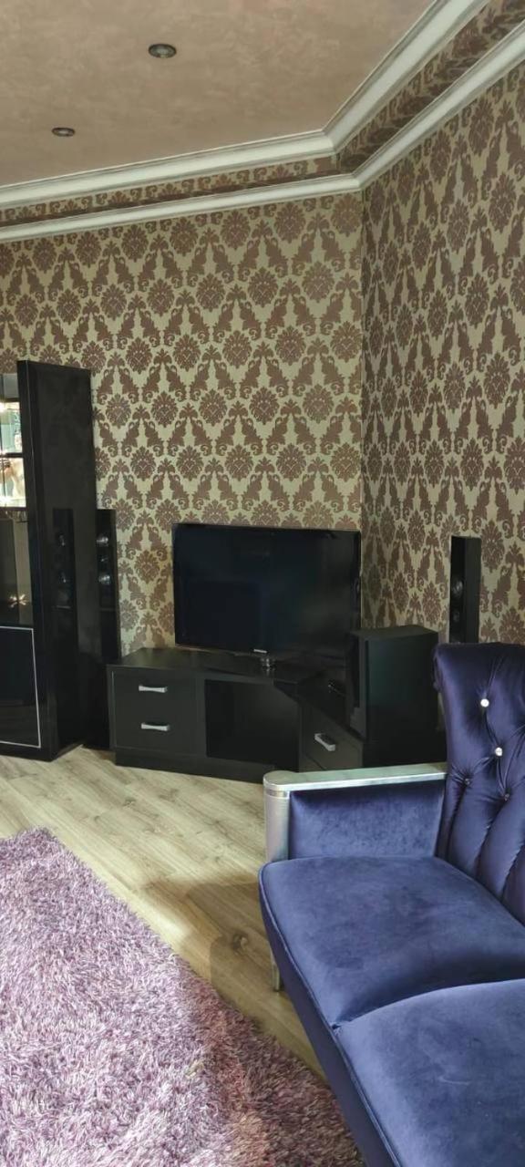 Nurly Tau 2Room Apartments 阿拉木图 外观 照片