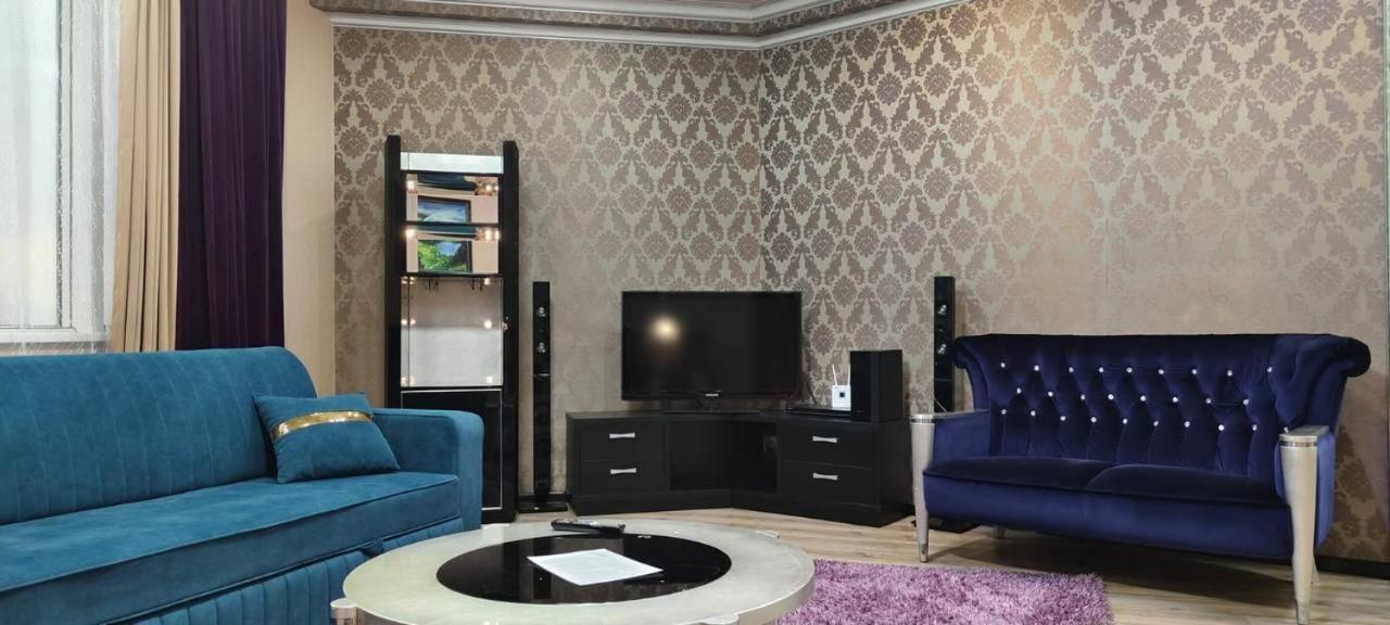 Nurly Tau 2Room Apartments 阿拉木图 外观 照片