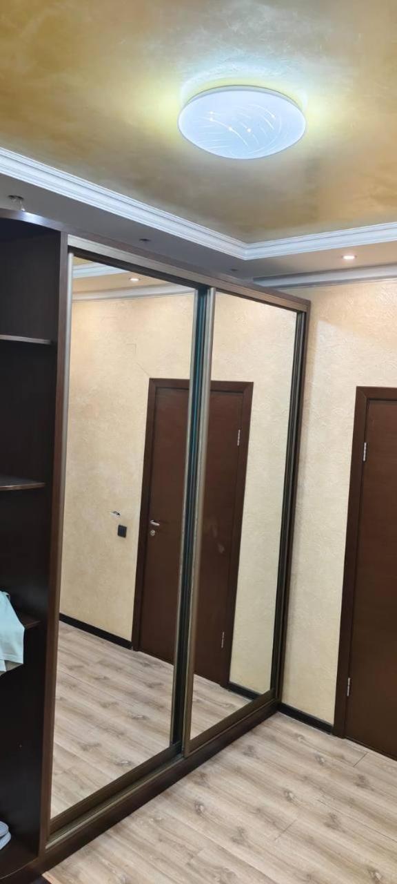 Nurly Tau 2Room Apartments 阿拉木图 外观 照片
